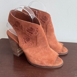 Lucky Brand Women's Embroidered leather Peep-Toe Booties Sz 8
